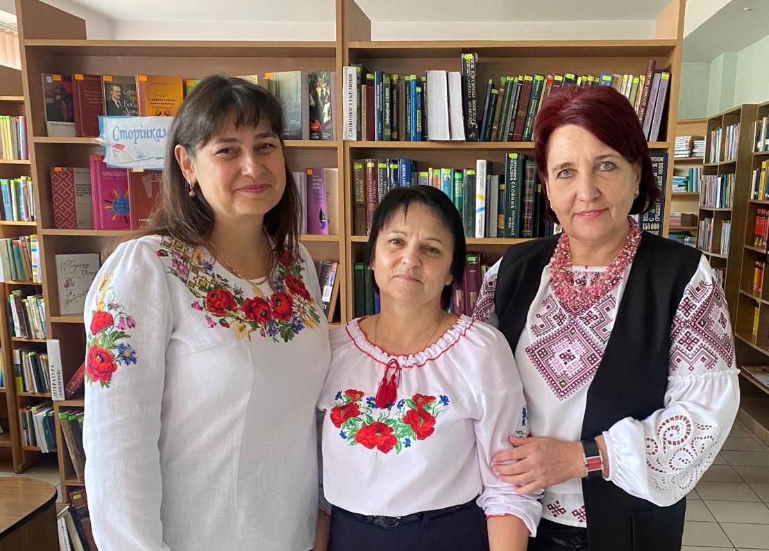 До проведення святкової імпрези долучилися працівники Наукової бібліотеки ТНПУ